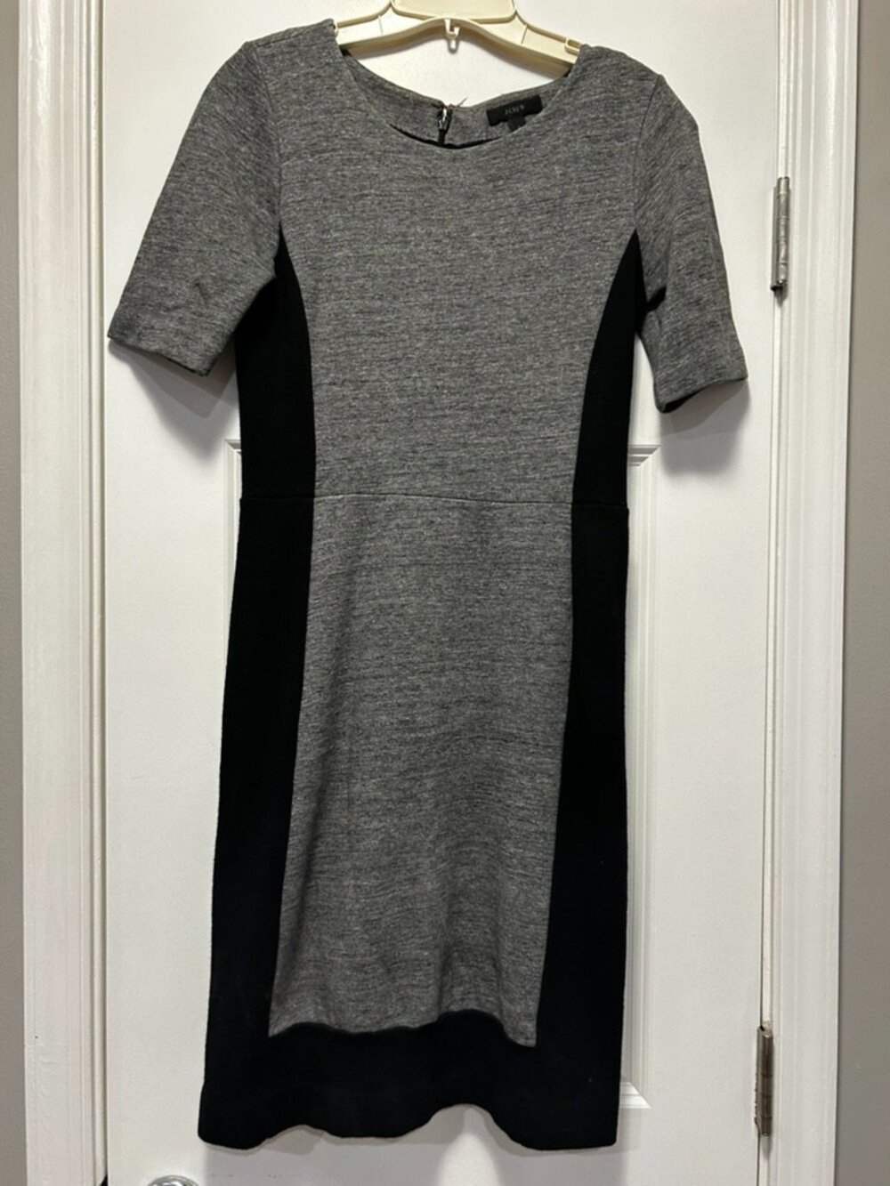 Two-tone sheath dress
